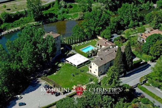 Villa in Subbiano, Province of Arezzo