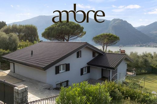 Villa a Colico, Lecco