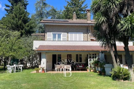 Villa in Ronciglione, Provincia di Viterbo