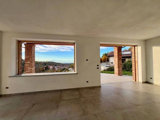 Βίλα σε Alba, Provincia di Cuneo