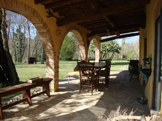منزل ريفي ﻓﻲ Asciano, Provincia di Siena