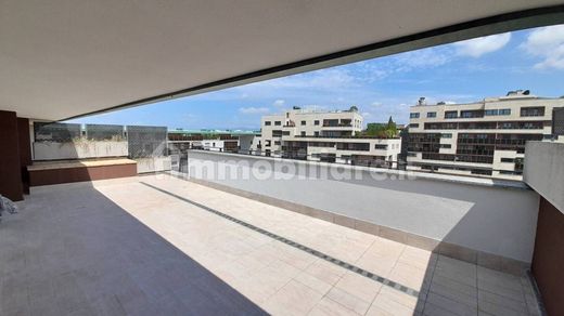 Appartement à Vimercate, Provincia di Monza e della Brianza