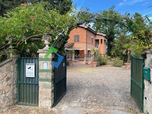 Villa in Cetona, Provincia di Siena
