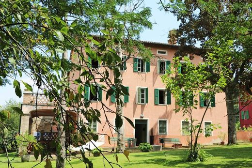 Villa Lesignano de'Bagni, Parma ilçesinde