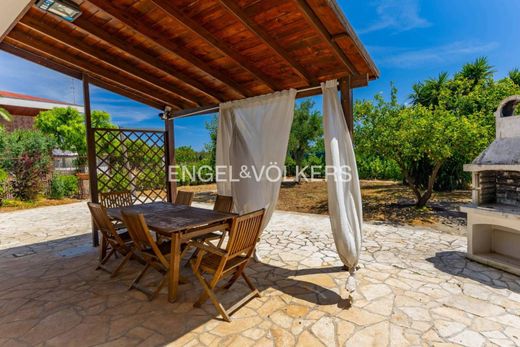 Βίλα σε Valenzano, Bari