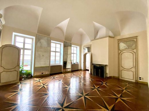 Appartamento a Torino, Provincia di Torino