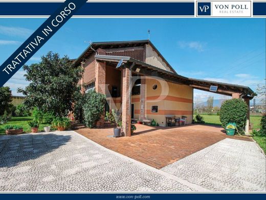 منزل ريفي ﻓﻲ Villaverla, Provincia di Vicenza