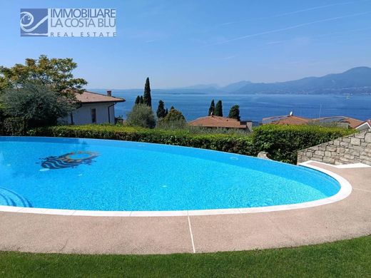 Apartament w Torri del Benaco, Provincia di Verona