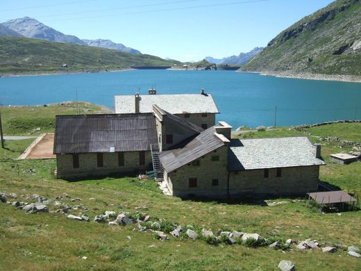 호화 저택 / Madesimo, Provincia di Sondrio