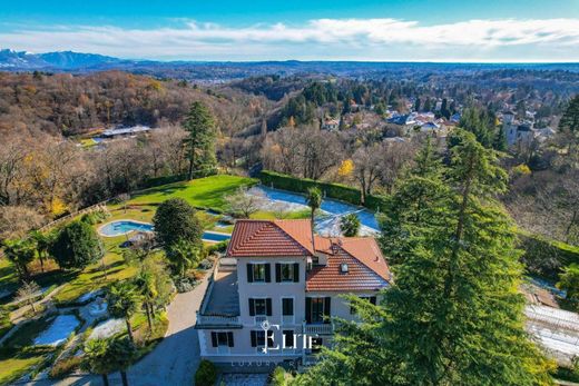 别墅  瓦雷澤, 瓦雷泽省