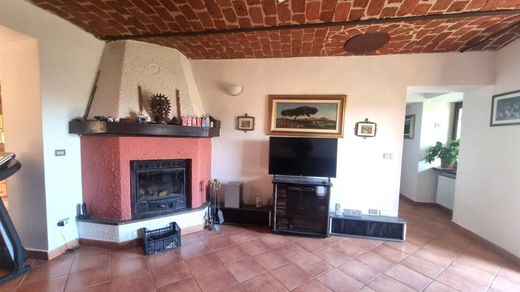 Country House in Incisa Scapaccino, Provincia di Asti