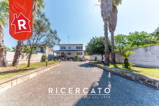 Villa in Lecce, Provincia di Lecce