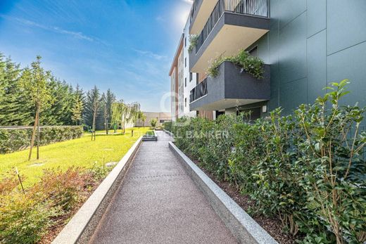 Apartament w Monza, Provincia di Monza e della Brianza