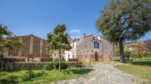 Villa - Sarteano, Provincia di Siena