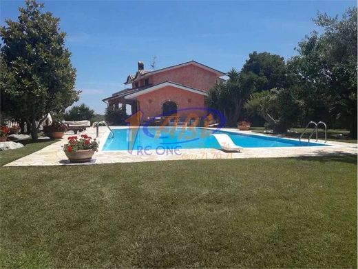 Villa in Treglio, Provincia di Chieti