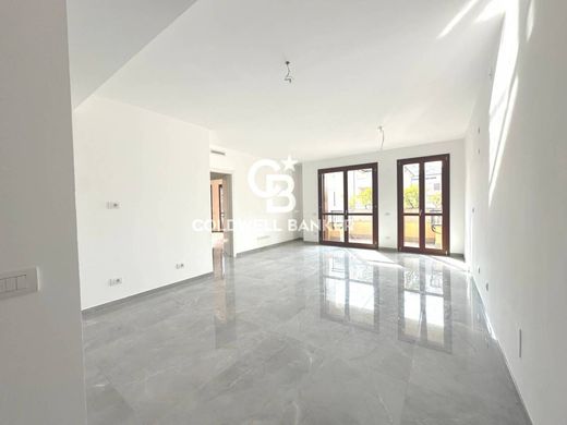 Apartment in Assago, Milan