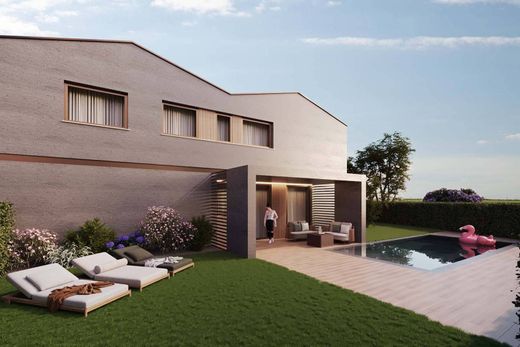 Villa Cassina Rizzardi, Como ilçesinde