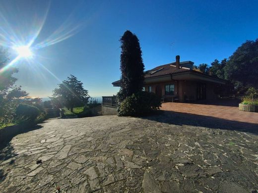 Villa in Castel Gandolfo, Rome