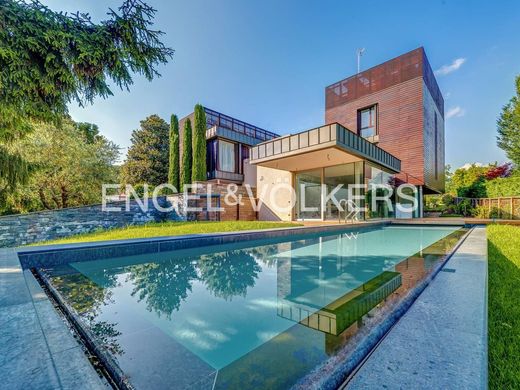 Villa in Malgrate, Provincia di Lecco