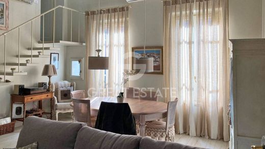 Apartamento - Siena, Provincia di Siena
