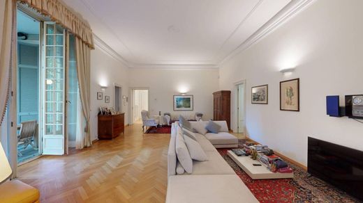 Appartamento a Varese, Lombardia