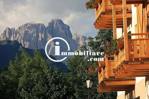 Appartementencomplex in San Giovanni di Fassa-Sèn Jan, Provincia autonoma di Trento