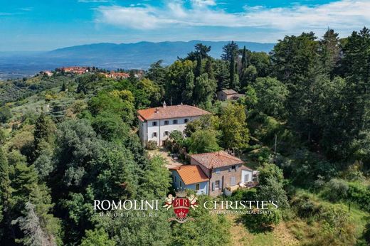 Villa in Montevarchi, Province of Arezzo