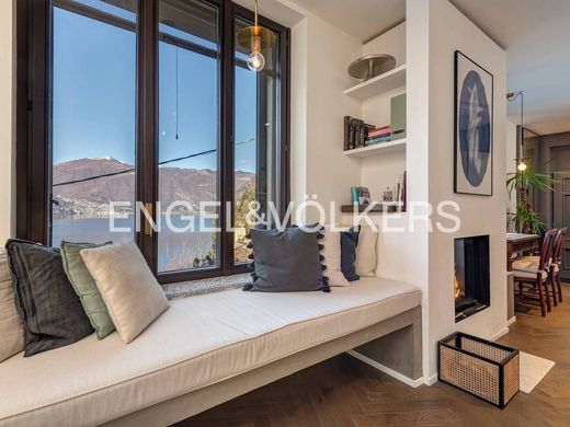 Apartment / Etagenwohnung in Nesso, Provincia di Como