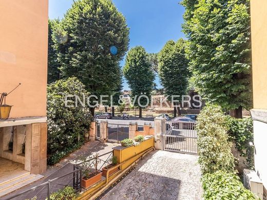 Apartment in Rome, Latium