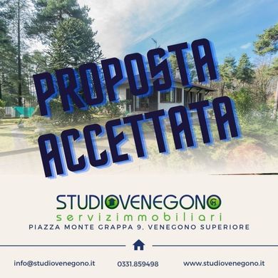 Villa a Venegono Superiore, Varese