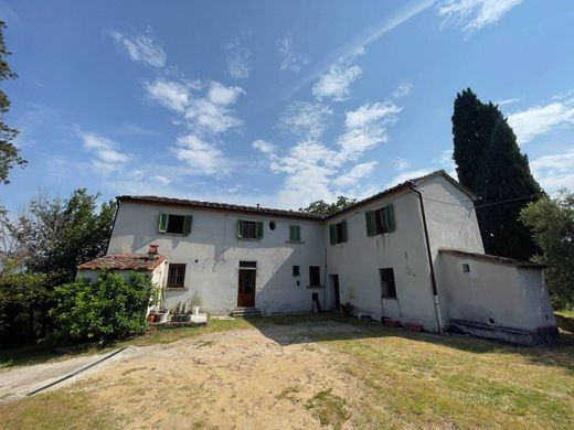 Country House in Quarrata, Provincia di Pistoia