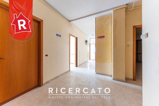 Ofis Lecce, Lecce ilçesinde