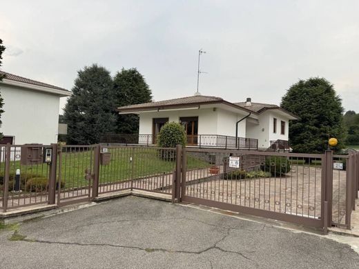 Villa Giussano, Monza e della Brianza ilçesinde