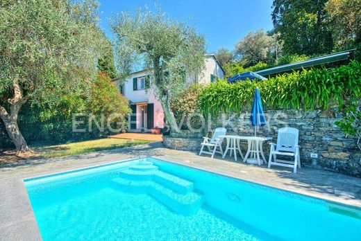 테라스 하우스 / Zoagli, Provincia di Genova