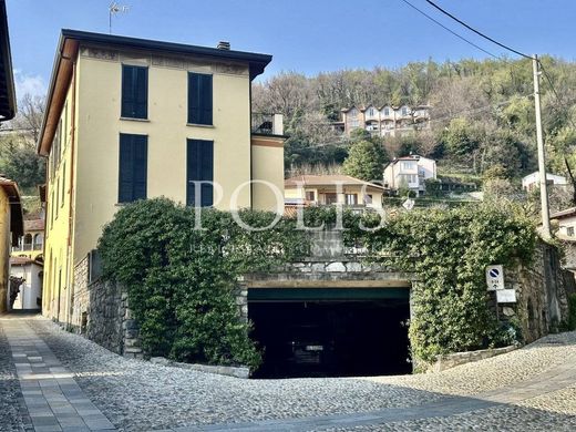 Villa in Proserpio, Provincia di Como