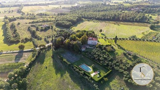 Villa in Lucignano, Province of Arezzo