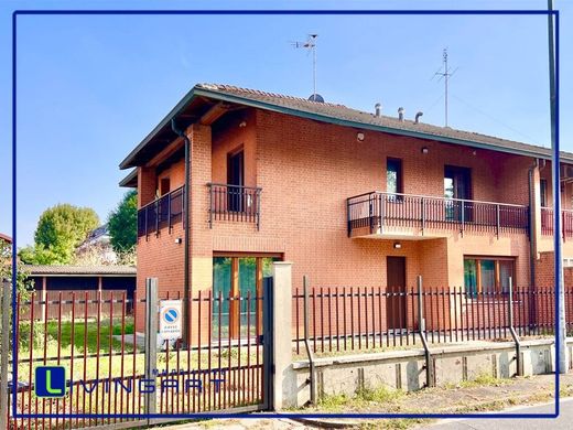 Villa a Vinovo, Provincia di Torino
