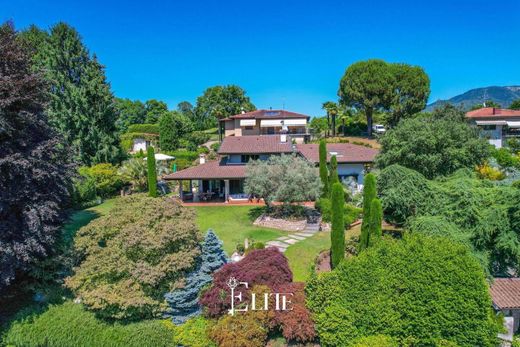 Villa in Besozzo, Provincia di Varese