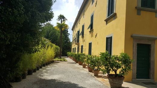 Villa in Lucca, Provincia di Lucca