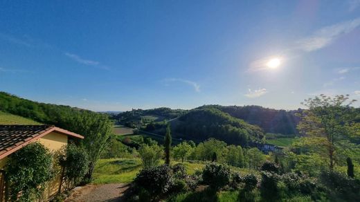 Landsitz in Castelnuovo Calcea, Provincia di Asti