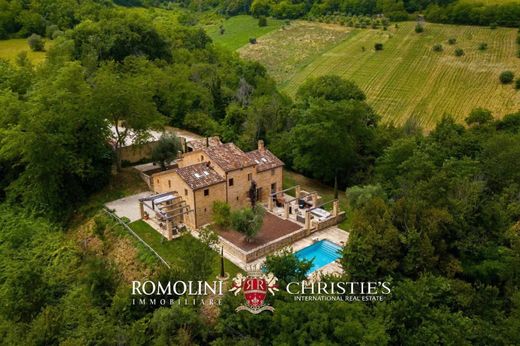 Εξοχική κατοικία σε Penna San Giovanni, Provincia di Macerata