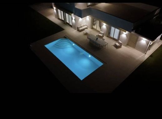 Villa à Pietrasanta, Lucques