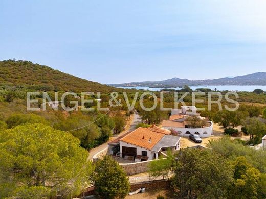 منزل ﻓﻲ Cugnana Verde, Provincia di Sassari