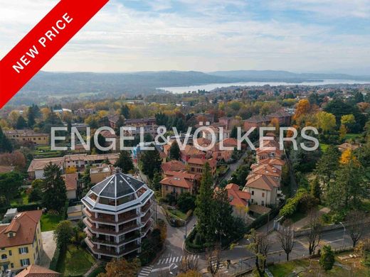 Appartamento a Varese, Lombardia