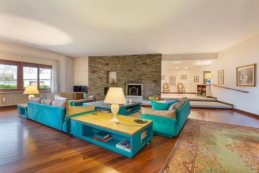 Villa à Gozzano, Novare