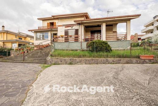 Villa in Rome, Latium