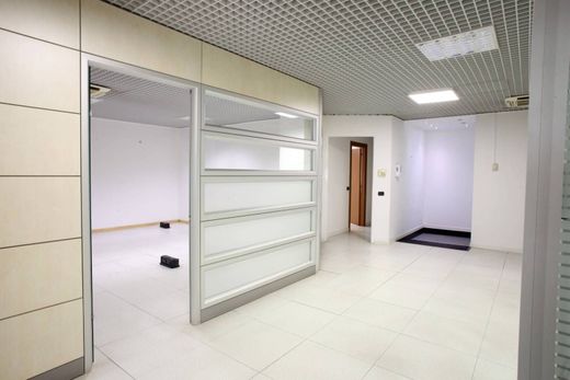 Ofis Milano, Milano ilçesinde