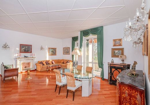 Appartement in Milaan, Città metropolitana di Milano