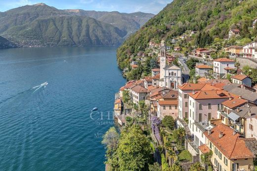 Edificio en Nesso, Provincia di Como