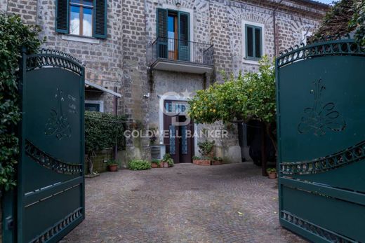 Luxury home in Caserta, Provincia di Caserta